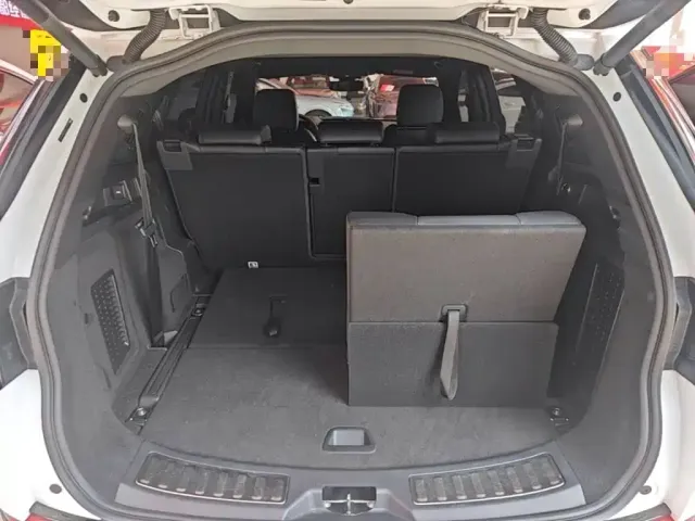 Land Rover Discovery Sport — Фото автомобиля 18