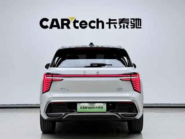 Hongqi HS3 PHEV — Фото автомобиля 8