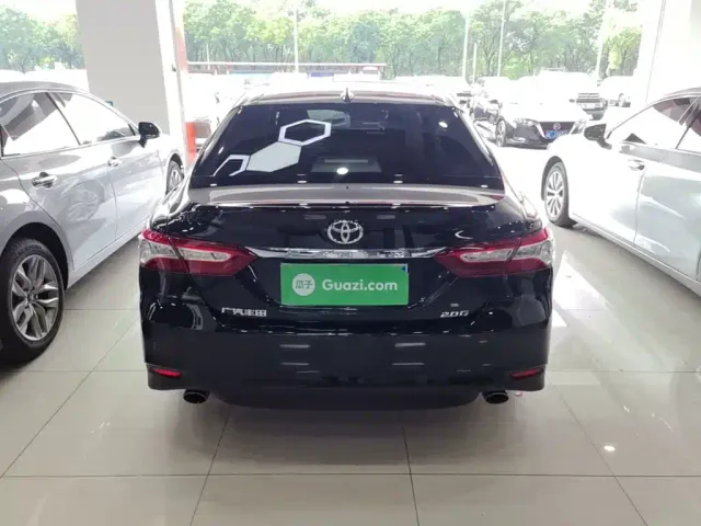 Toyota Camry — Фото автомобиля 5