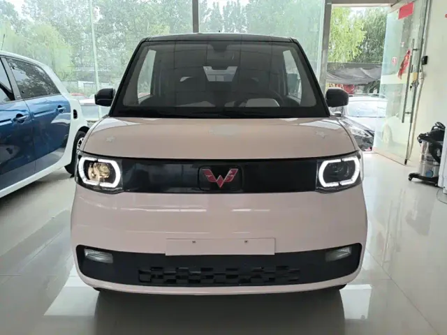 Wuling Hongguang Mini EV — Фото автомобиля 2