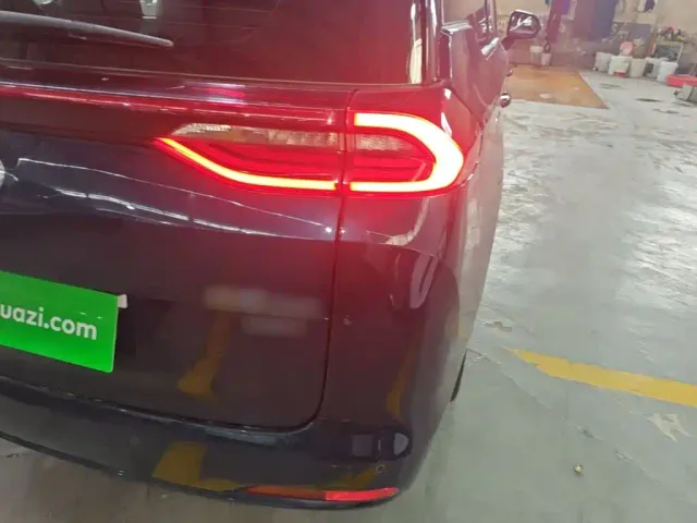 GAC Trumpchi M6 — Фото автомобиля 7
