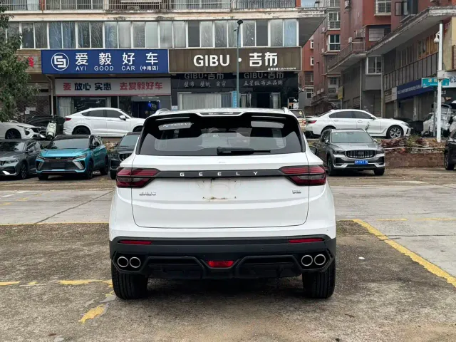 Geely Binyue — Фото автомобиля 8