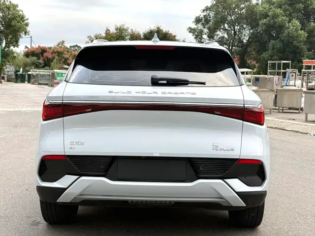 BYD Yuan PLUS — Фото автомобиля 8