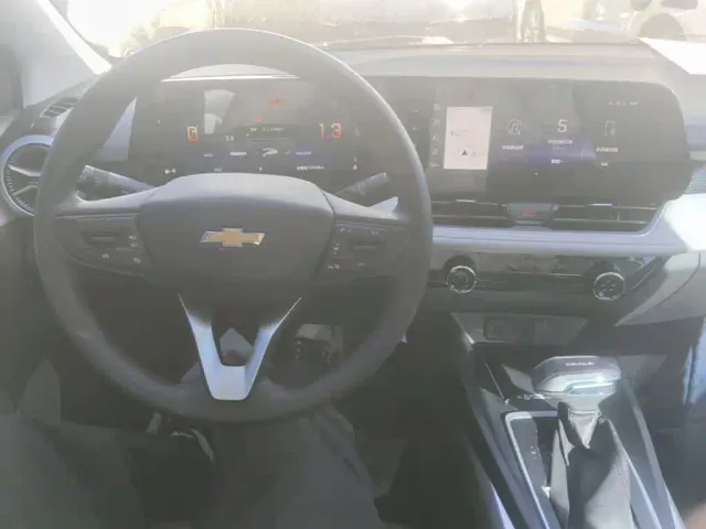 Chevrolet Monza — Фото автомобиля 9