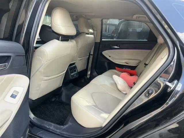 Toyota Avalon — Фото автомобиля 6