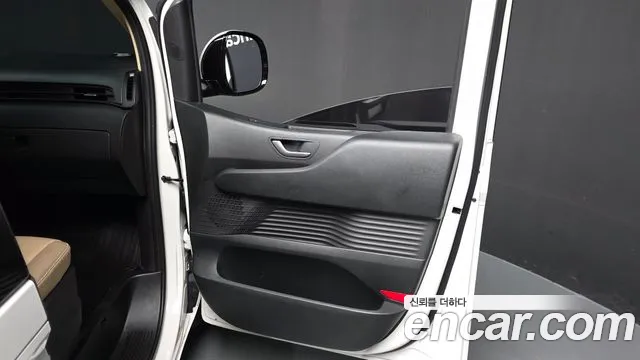 Hyundai Staria — Фото автомобиля 13