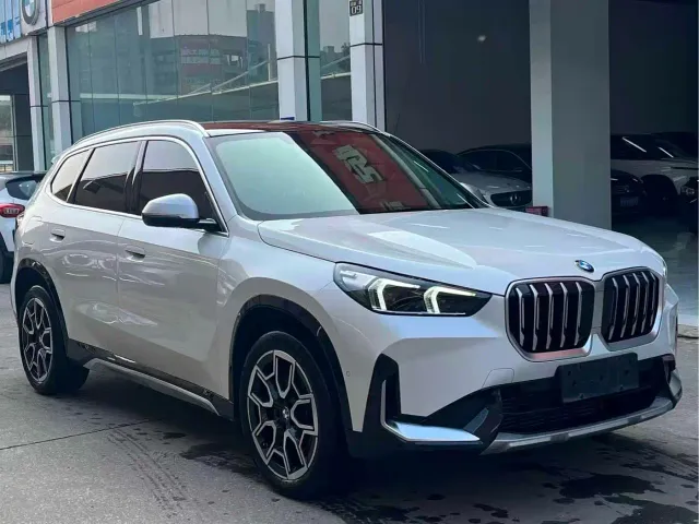 BMW X1 — Фото автомобиля 3