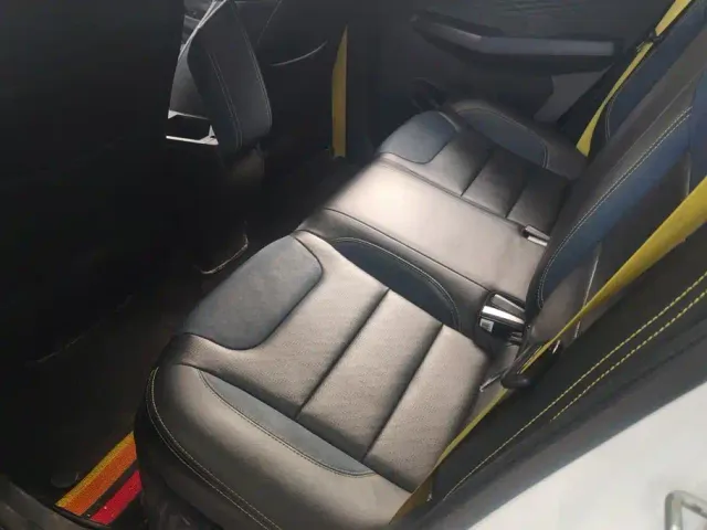 Geely Geometry EX3 Kung Fu Bull — Фото автомобиля 11