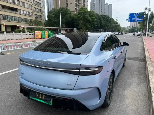 BYD Seal — Фото автомобиля 7