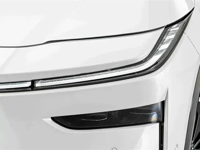 Toyota BoZhi 3X — Фото автомобиля 4
