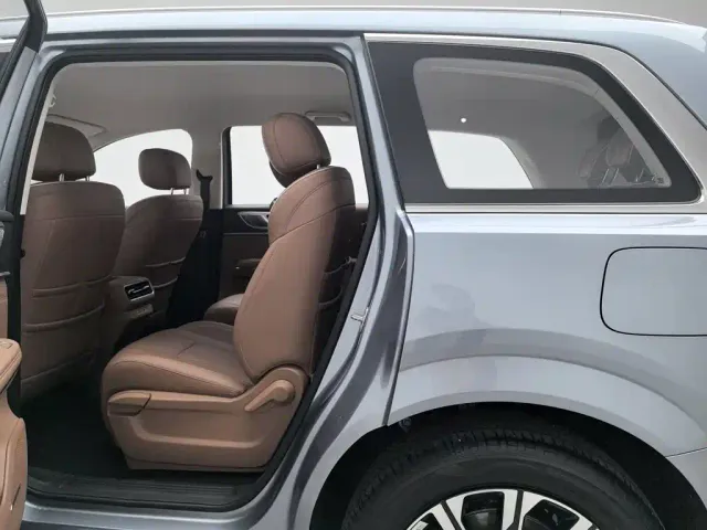 Wuling Starlight L — Фото автомобиля 15