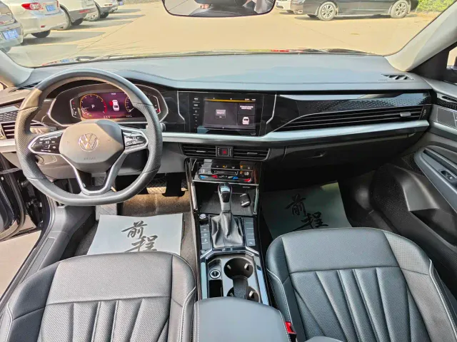 Volkswagen Passat — Фото автомобиля 5