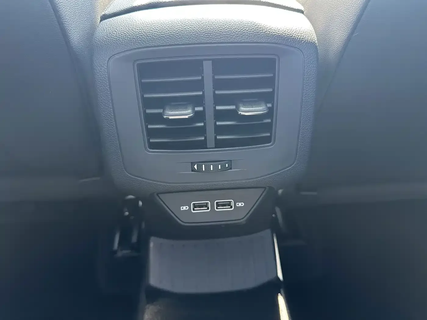 Volkswagen Volkswagen T-ROC 2022 280TSI DSG 2WD Comfort PLUS — Фото автомобиля 20