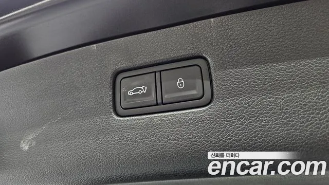 Genesis GV80 — Фото автомобиля 20