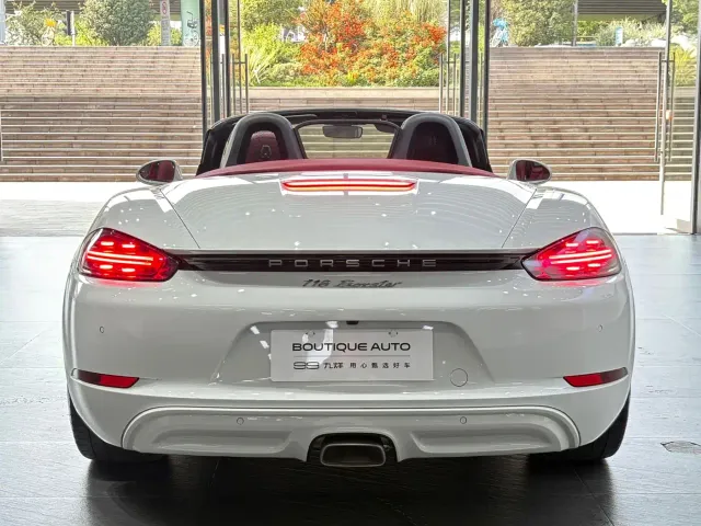 Porsche 718 — Фото автомобиля 5