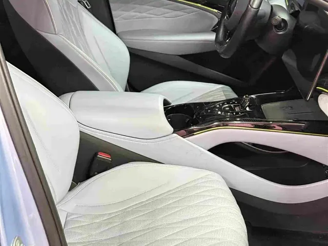 BYD Seal — Фото автомобиля 14