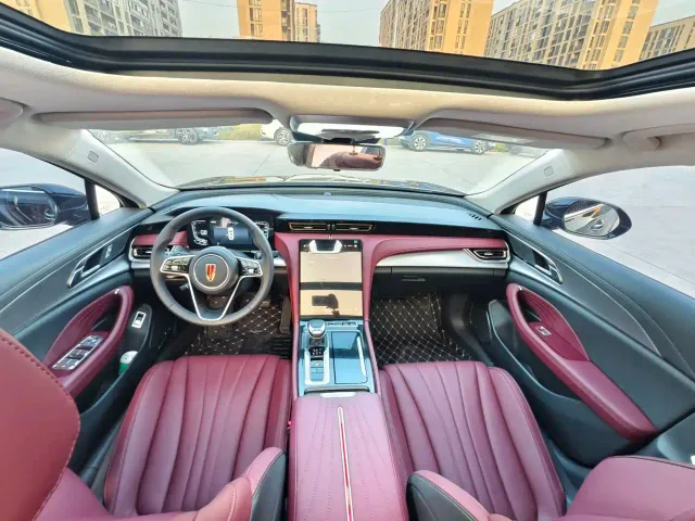 Hongqi H5 — Фото автомобиля 10