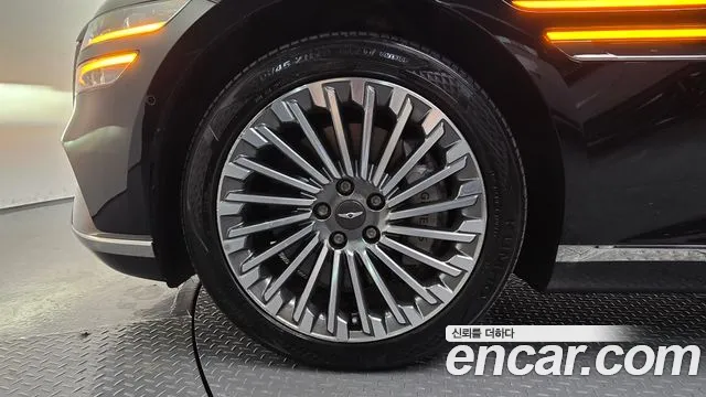 Genesis G80 Electrified G80 (RG3) — Фото автомобиля 4