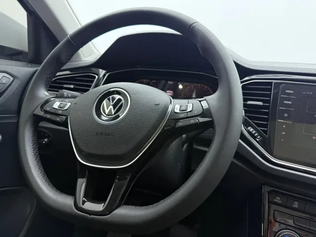 Volkswagen T-Roc — Фото автомобиля 12