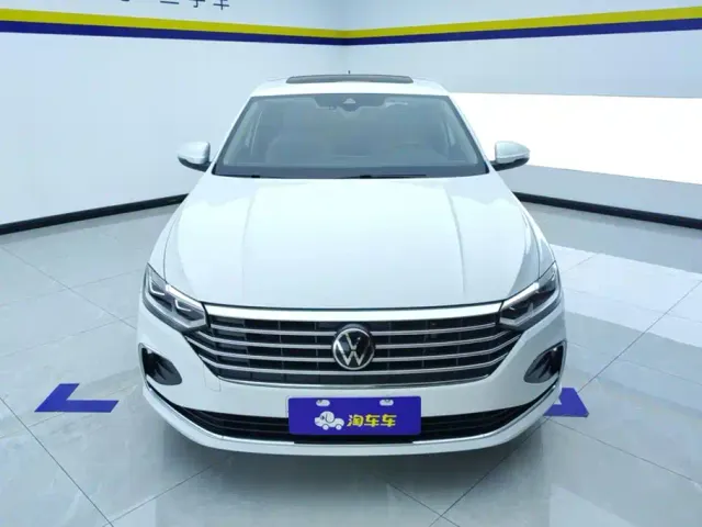 Volkswagen Lavida — Фото автомобиля 2