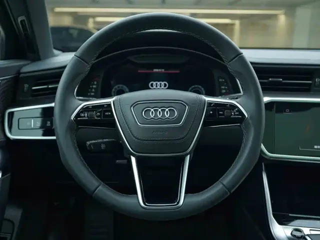 Audi A6L — Фото автомобиля 16