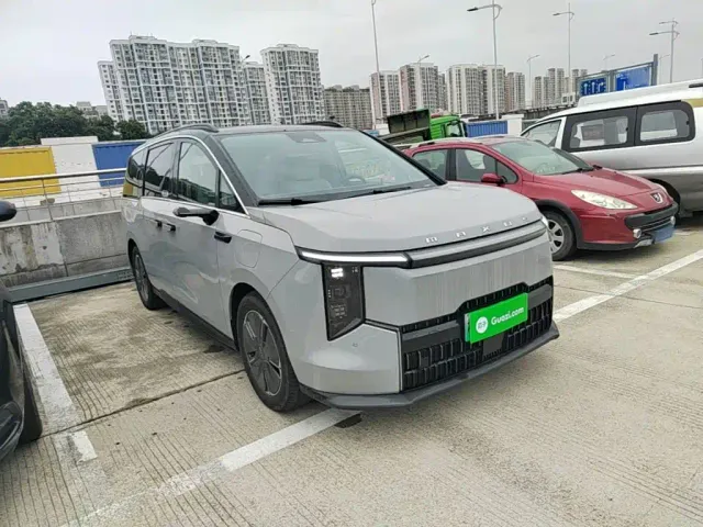 Maxus Dajia 7 — Фото автомобиля 3