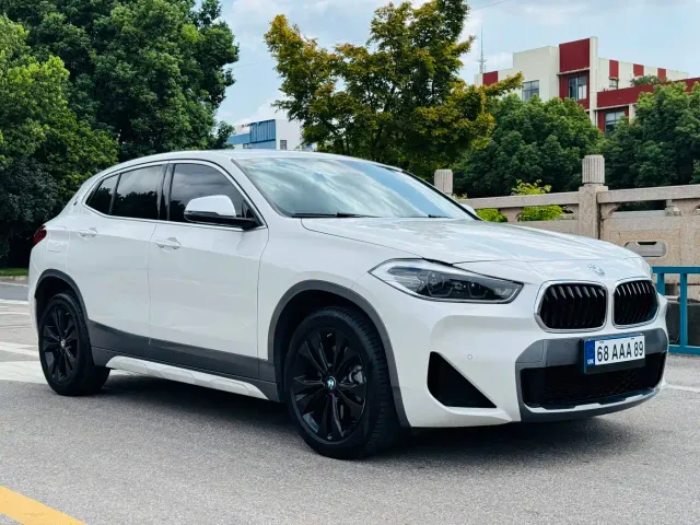 BMW X2 — Фото автомобиля 3