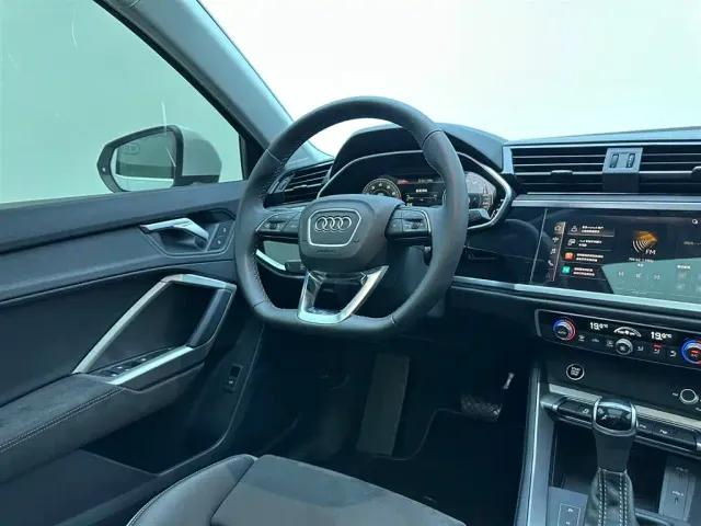 Audi Q3 — Фото автомобиля 18