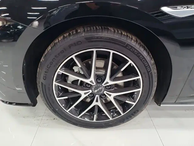 BYD Seal 07 DM-i — Фото автомобиля 22