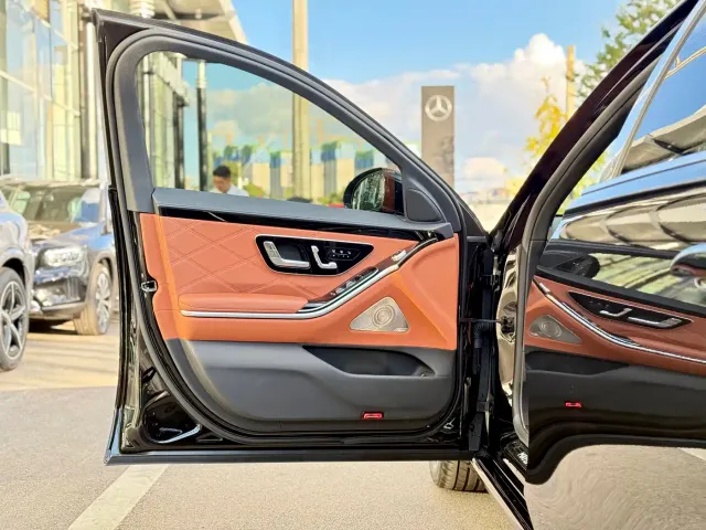 Mercedes-Benz Maybach S-Class — Фото автомобиля 15
