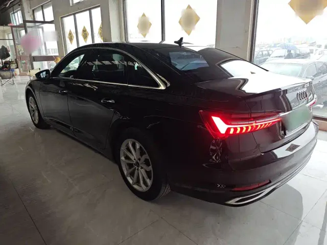 Audi A6L — Фото автомобиля 4