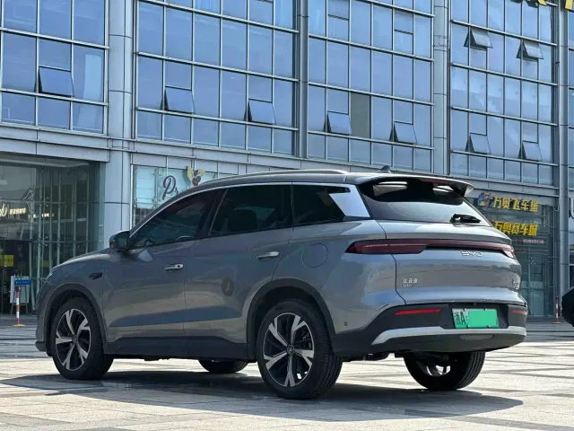 BYD Song Pro — Фото автомобиля 4