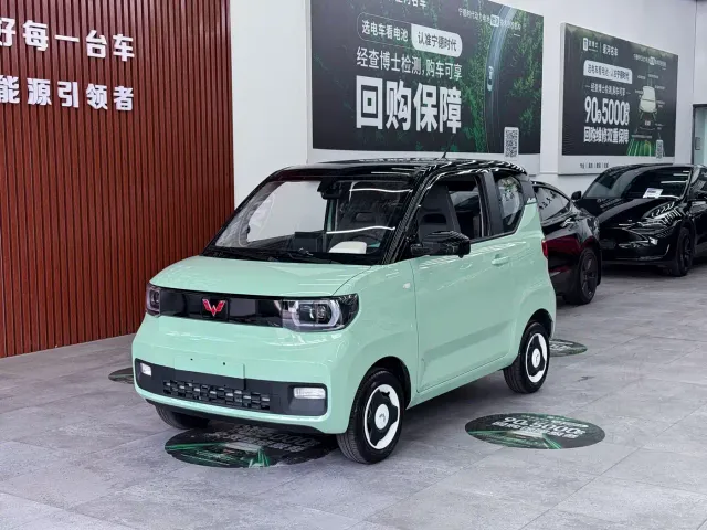 Фотография автомобиля — Wuling Hongguang Mini EV