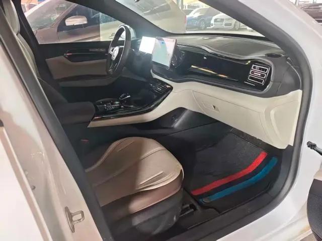 BYD Qin PLUS — Фото автомобиля 4