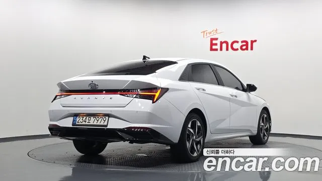 Фотография автомобиля — Hyundai Avante CN7