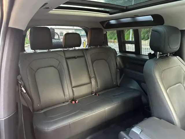 Land Rover Land Rover Defender 2023 Facelift 90 3.0T P400 XS — Фото автомобиля 12