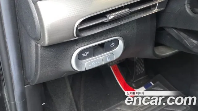 Genesis GV60 — Фото автомобиля 14