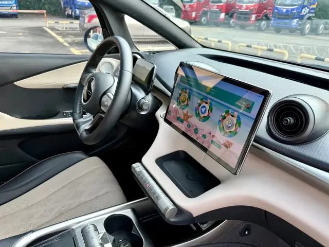BYD Dolphin — Фото автомобиля 12