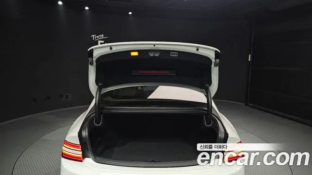 Genesis G80 RG3 — Фото автомобиля 20