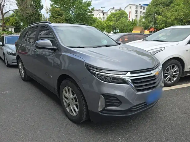 Chevrolet Equinox — Фото автомобиля 21