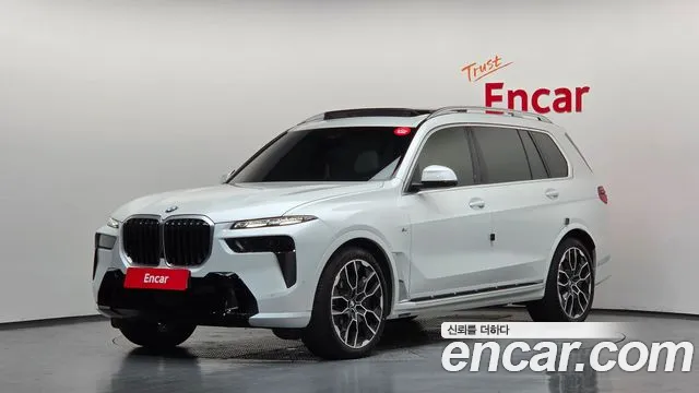 BMW X7 — Фото автомобиля 9