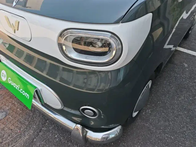 Wuling Hongguang Mini EV — Фото автомобиля 23