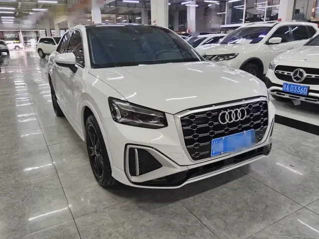 Audi Q2L — Фото автомобиля 3