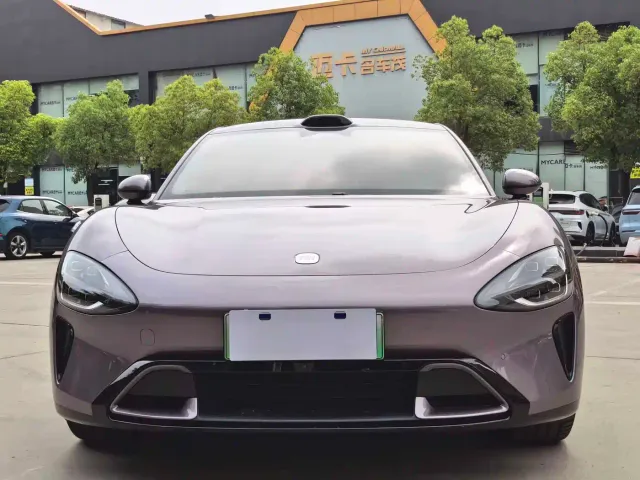 Xiaomi SU7 — Фото автомобиля 2