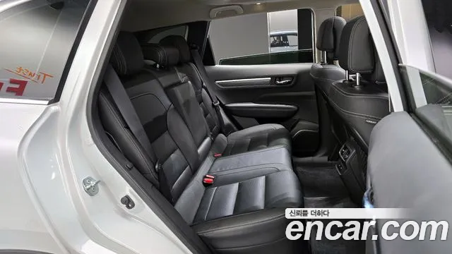 Renault-KoreaSamsung QM6 Новый QM6 2.0 GDe RE Signature 2WD — Фото автомобиля 12