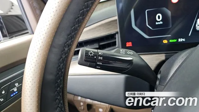 Kia EV9 — Фото автомобиля 30