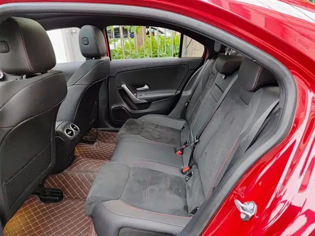 Mercedes-Benz A-Class — Фото автомобиля 8