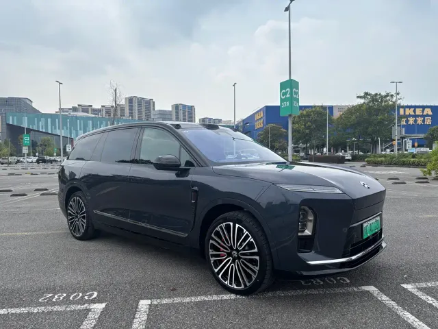 Nio ES8 — Фото автомобиля 3