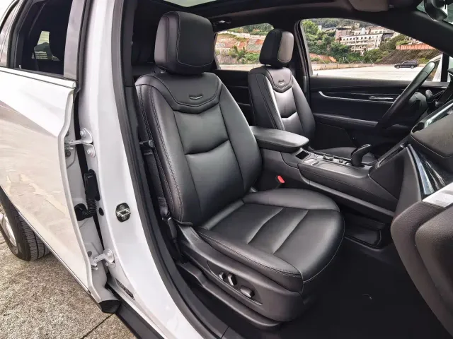 Cadillac XT5 — Фото автомобиля 27