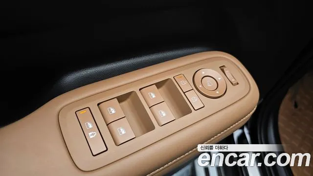 Hyundai Santafe — Фото автомобиля 25